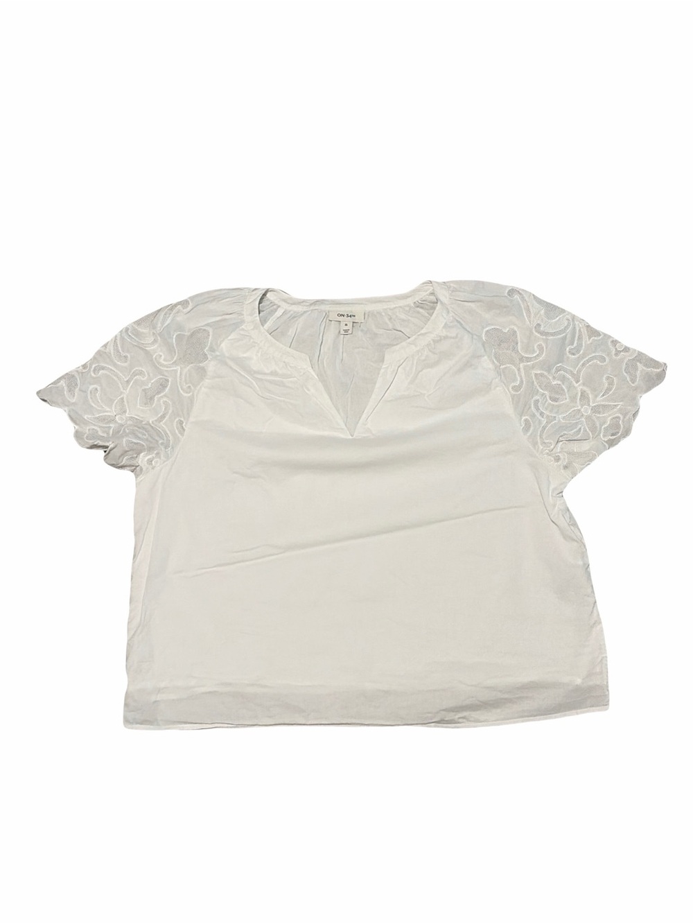 On 34th by Macys White Short-Sleeve Top with Floral Sleeves